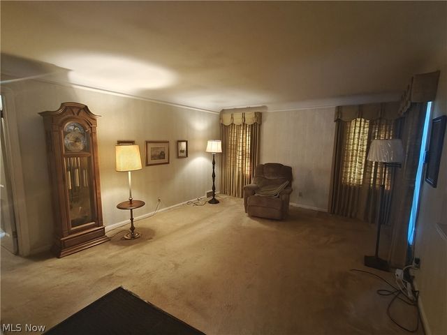 15717 Munn Road, Cleveland, OH 44111