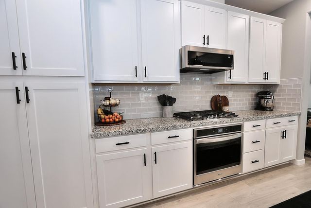 2940 Edgeview Dr, Sacramento, CA 95833