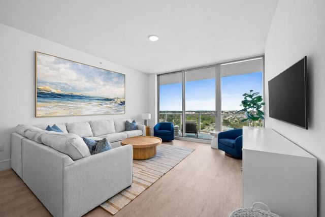 220 Lake Shore Drive 1413, Lake Park, FL 33403