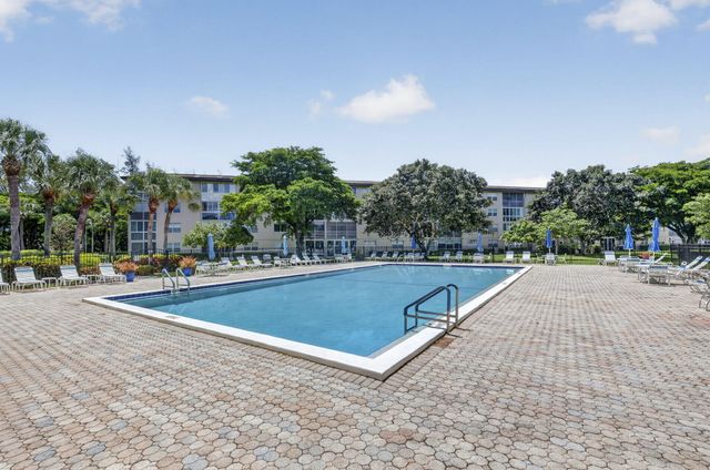 1703 Andros Isle M3, Coconut Creek, FL 33066