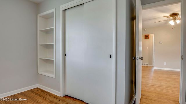 4709 Clarmar Rd, Jeffersontown, KY 40299