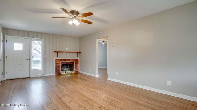 4709 Clarmar Rd, Jeffersontown, KY 40299