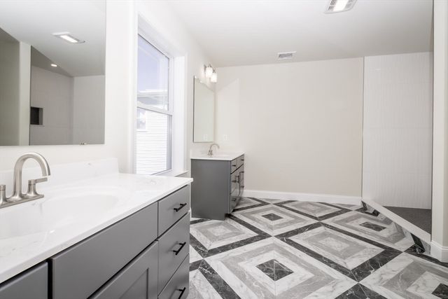 36 Floyd St, Revere, MA 02151