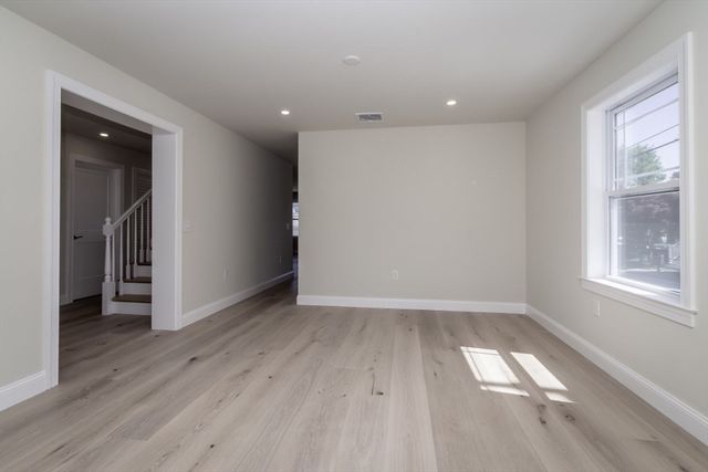 36 Floyd St, Revere, MA 02151