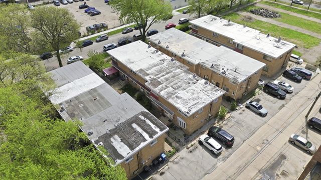 6030 N Winchester Avenue C, Chicago, IL 60660