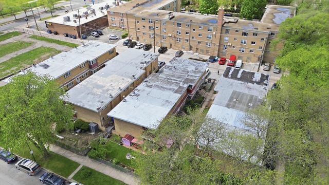 6030 N Winchester Avenue C, Chicago, IL 60660