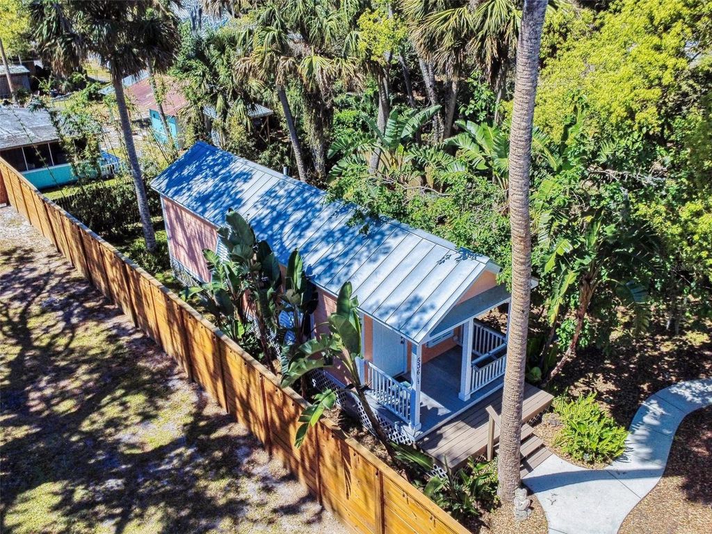 Image 51 of property listing at 536 FAULKNER STREET, New Smyrna Beach, FL 32168