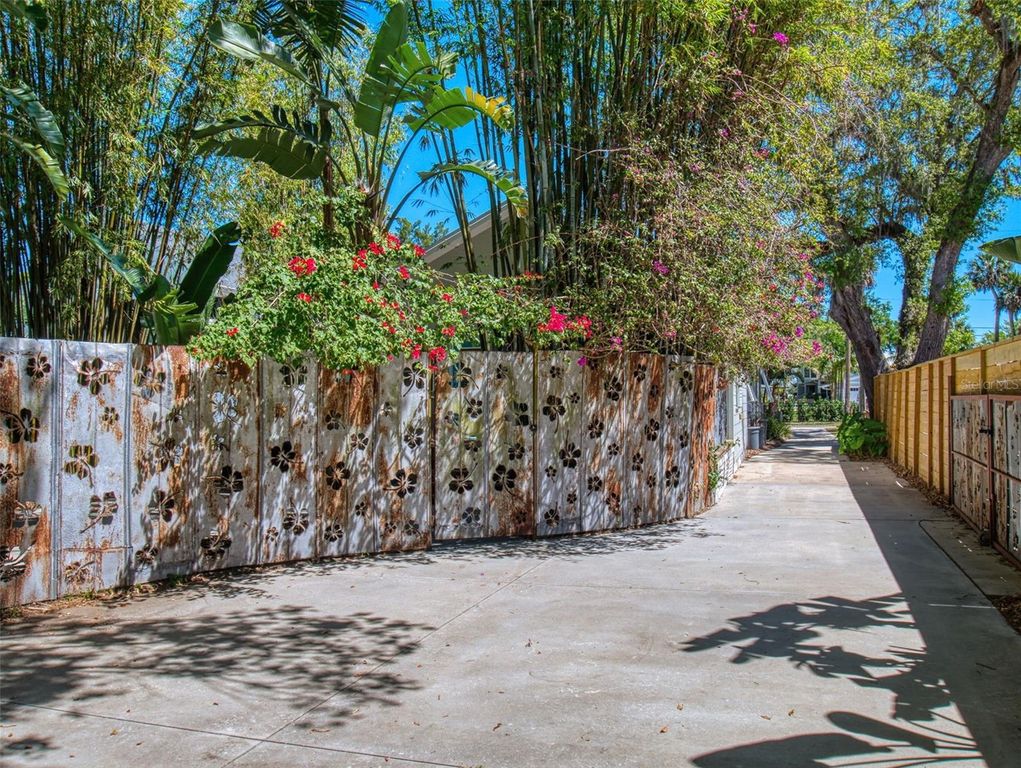 Image 54 of property listing at 536 FAULKNER STREET, New Smyrna Beach, FL 32168