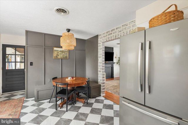 32 CHEERFUL FAYE DR, Inwood, WV 25428