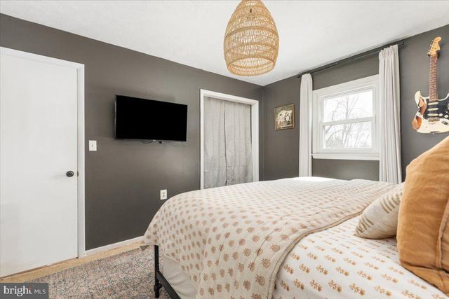 32 CHEERFUL FAYE DR, Inwood, WV 25428