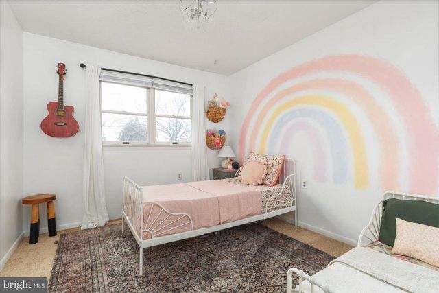 32 CHEERFUL FAYE DR, Inwood, WV 25428