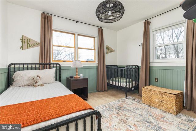 32 CHEERFUL FAYE DR, Inwood, WV 25428