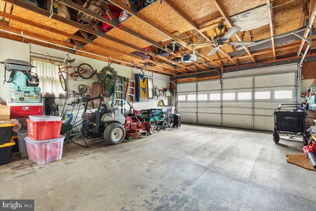 32 CHEERFUL FAYE DR, Inwood, WV 25428