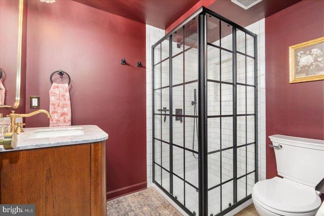 32 CHEERFUL FAYE DR, Inwood, WV 25428