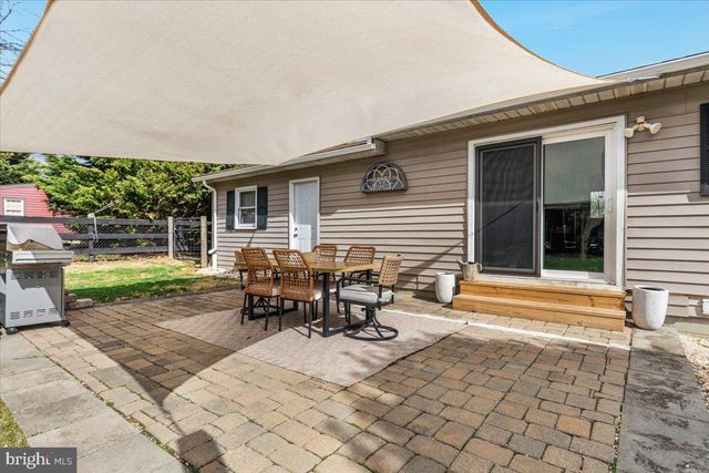 32 CHEERFUL FAYE DR, Inwood, WV 25428