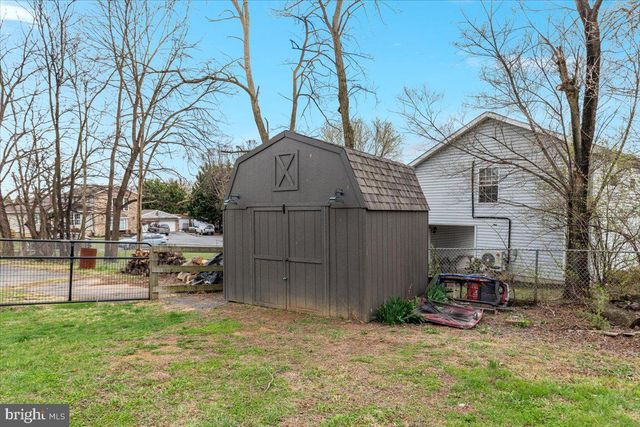 32 CHEERFUL FAYE DR, Inwood, WV 25428