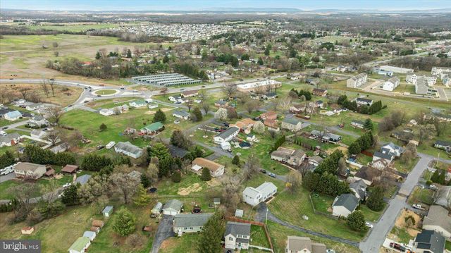 32 CHEERFUL FAYE DR, Inwood, WV 25428