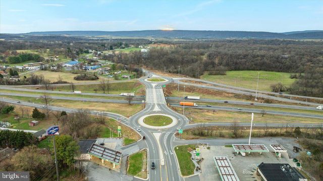 32 CHEERFUL FAYE DR, Inwood, WV 25428