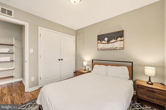 1107 NEW YORK AVE, Martinsburg, WV 25401