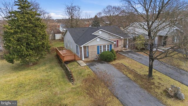 1107 NEW YORK AVE, Martinsburg, WV 25401