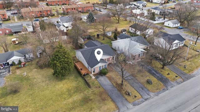 1107 NEW YORK AVE, Martinsburg, WV 25401