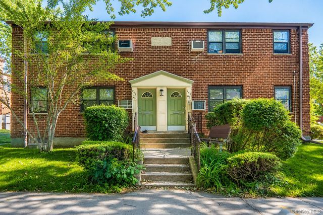 245-02 61st Avenue L, Little Neck, NY 11362