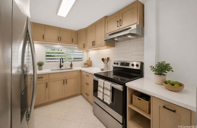 92-661 Makakilo Drive C11, Kapolei, HI 96707