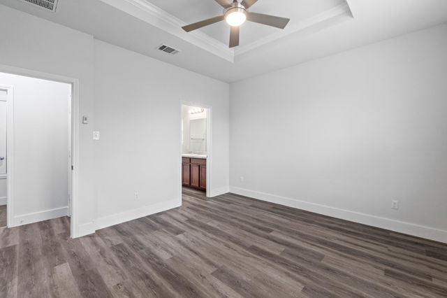 175 Eves Necklace DR, Buda, TX 78610