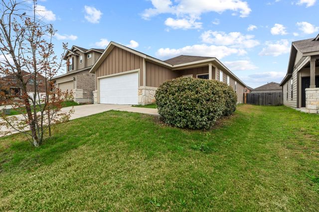 175 Eves Necklace DR, Buda, TX 78610