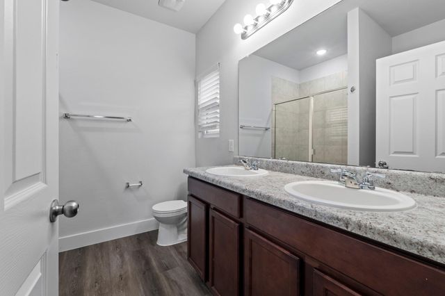 175 Eves Necklace DR, Buda, TX 78610