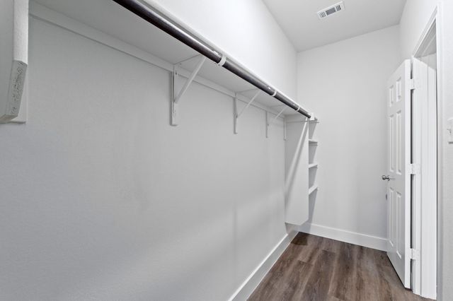 175 Eves Necklace DR, Buda, TX 78610