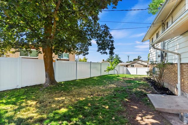 1847 W JOHN ST, Layton, UT 84041