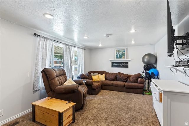 1847 W JOHN ST, Layton, UT 84041