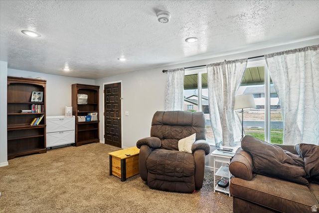 1847 W JOHN ST, Layton, UT 84041