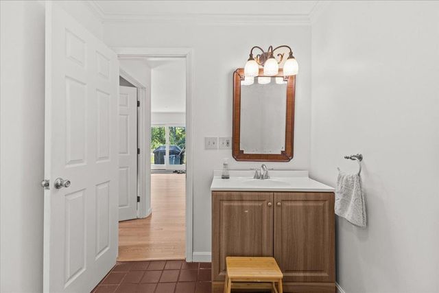 2260 South Road, Williston, VT 05495