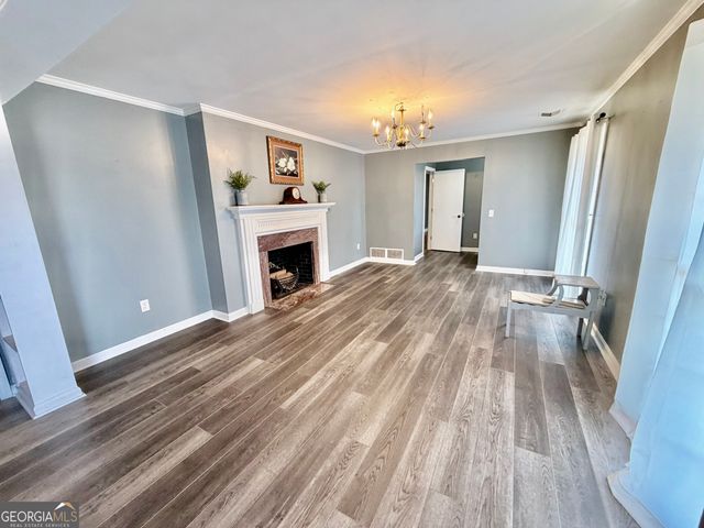 221 S College Street, Metter, GA 30439