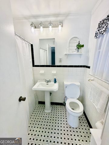 221 S College Street, Metter, GA 30439