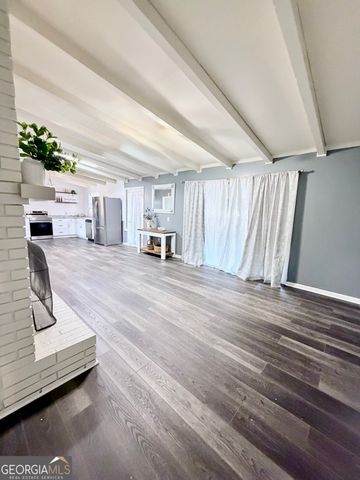 221 S College Street, Metter, GA 30439