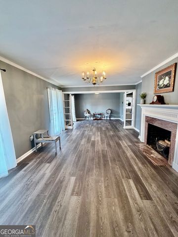 221 S College Street, Metter, GA 30439