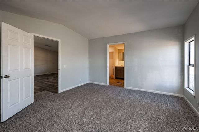 5076 W Roundup Drive, Golden Valley, AZ 86413