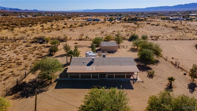 5076 W Roundup Drive, Golden Valley, AZ 86413