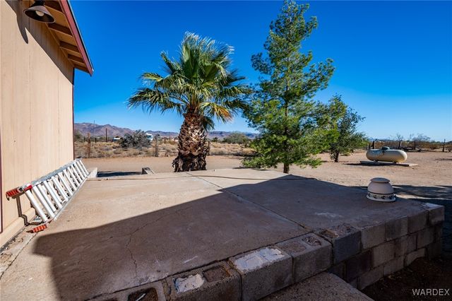 5076 W Roundup Drive, Golden Valley, AZ 86413