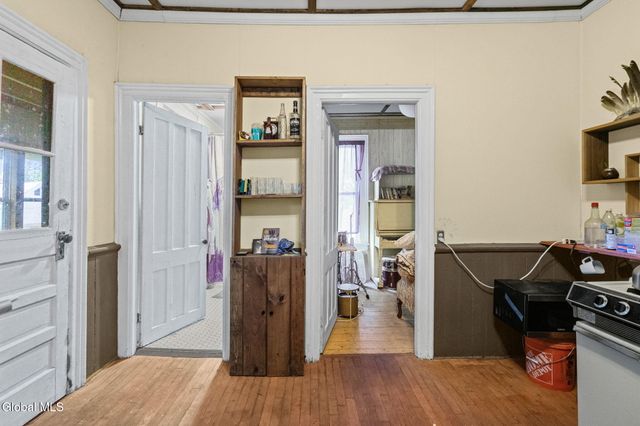 865 4th Avenue, Troy, NY 12182