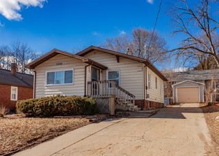 2004 E 33rd Street, Des Moines, IA 50317
