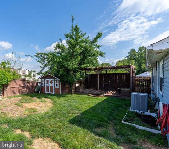 205 DEEP CREEK TER, Bear, DE 19701
