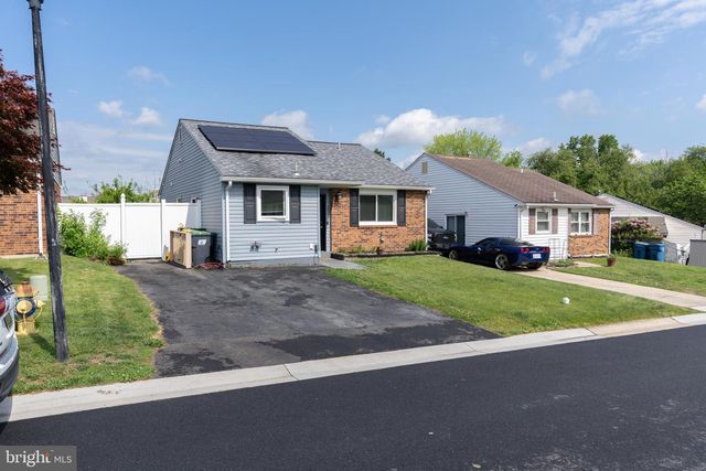 205 DEEP CREEK TER, Bear, DE 19701