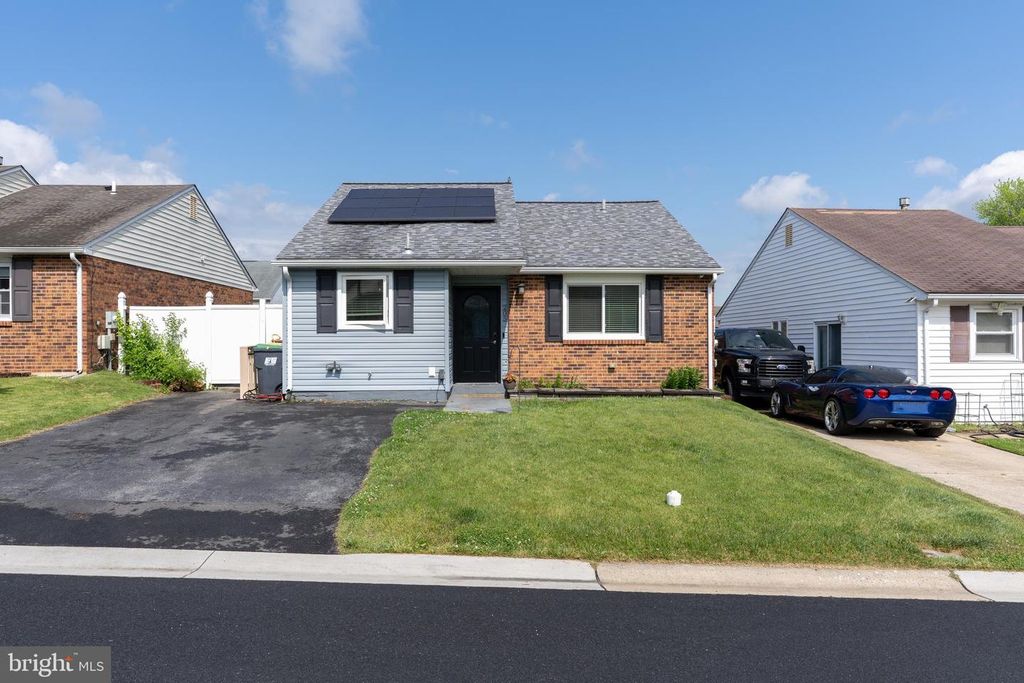 205 DEEP CREEK TER, Bear, DE 19701