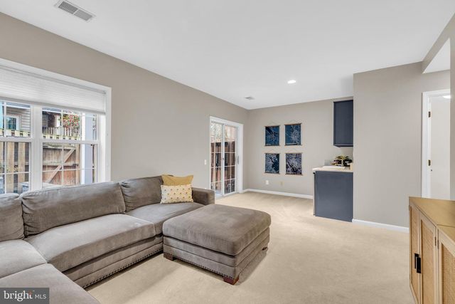 7 ARELL CT, Alexandria, VA 22304