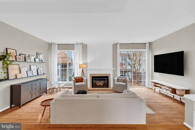 7 ARELL CT, Alexandria, VA 22304