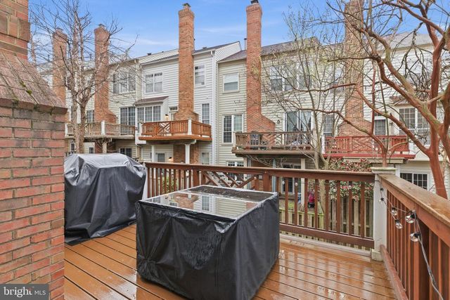 7 ARELL CT, Alexandria, VA 22304